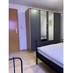 With 2 Bedrooms 公寓 *